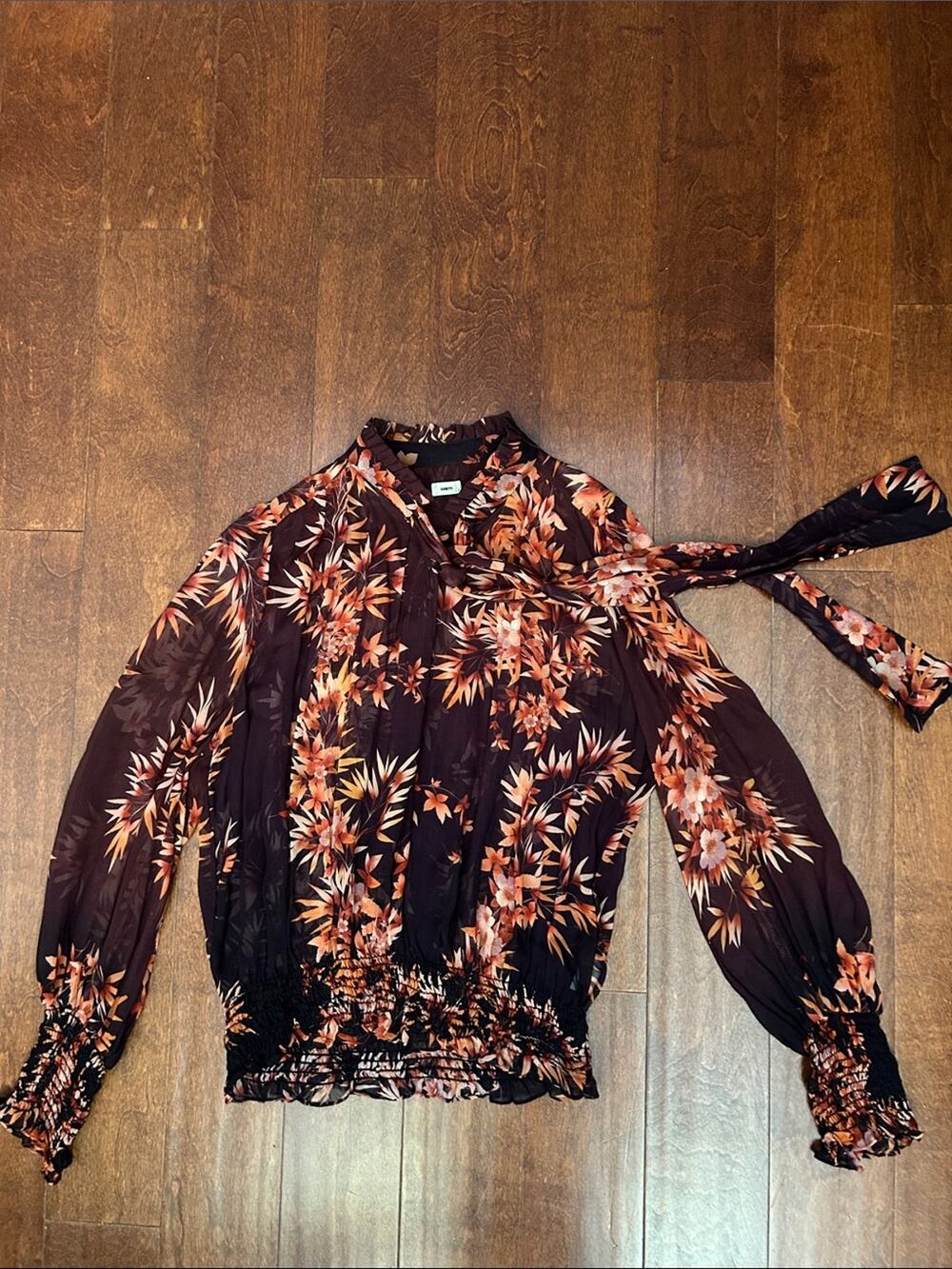 Warm NY Floral Tie-Neck Blouse in Brown & Orange-y Rust Semi Sheer Fabric Size 2